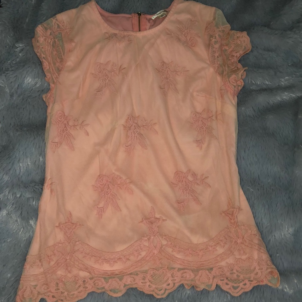 Lace blouse 👚